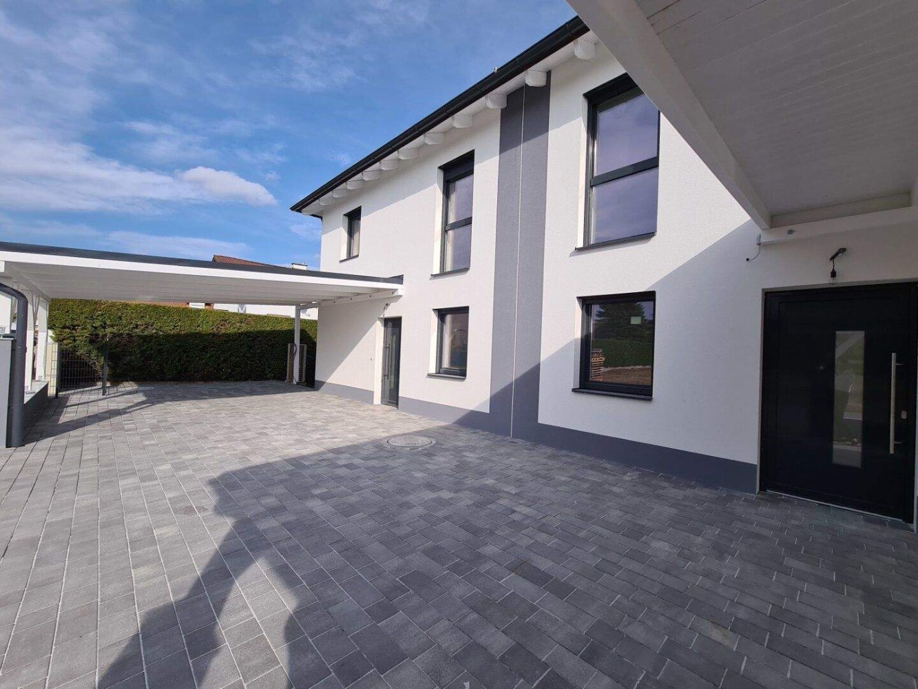 Таунхаус с 5 комнатами в Вёллерсдорф-Штайнабрюкль, Австрия № 246106