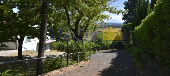 Вилла с 2 спальнями в Бертиноро, Италия № 278173 5