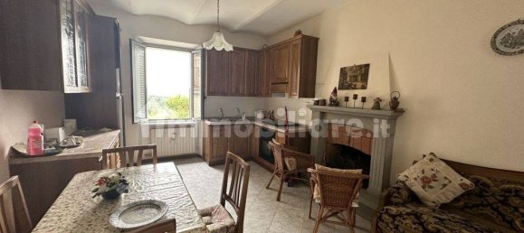Villa T5 em Monteleone d'Orvieto, Italy N.º 176383 2
