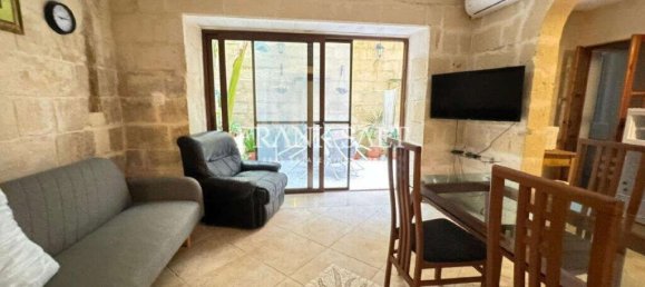 5 bedrooms Townhouse in Sliema, Malta No. 1499 2