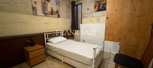 5 bedrooms Townhouse in Sliema, Malta No. 1499 20