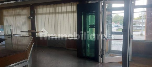 554m² Commercial property in Castelletto sopra Ticino, Italy No. 319599 2