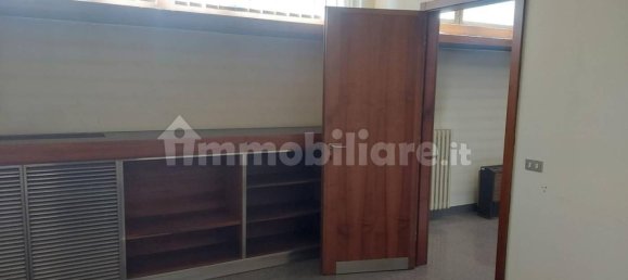 554m² Commercial property in Castelletto sopra Ticino, Italy No. 319599 11