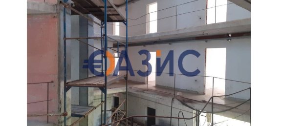 Отель, гостиница с 100 комнатами в Царево, Болгария № 1044 10