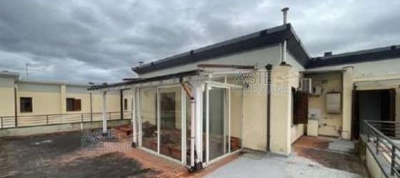 5 rooms Apartment in Pistoia, Italy No. 263456 20