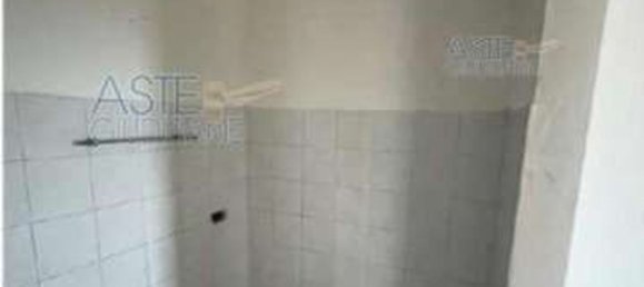 5 rooms Apartment in Pistoia, Italy No. 263456 18