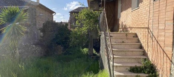 5 rooms Apartment in Bolsena, Italy No. 142408 7