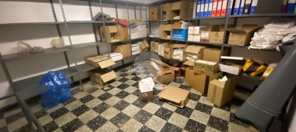 4-Zimmer Gewerbliche Immobilie in Arenzano, Italy, Nr. 144701 17