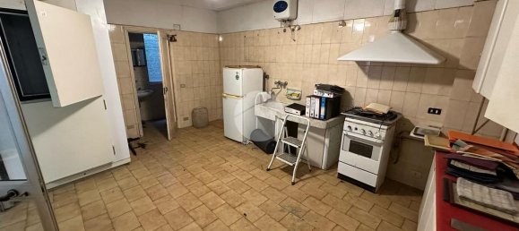 4-Zimmer Gewerbliche Immobilie in Arenzano, Italy, Nr. 144701 22