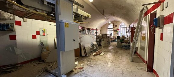 4-Zimmer Gewerbliche Immobilie in Arenzano, Italy, Nr. 144701 30