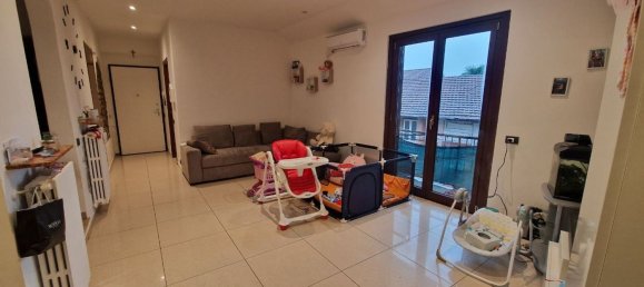 Apartamento de 3 divisões em Venegono Superiore, Italy N.º 233909 28
