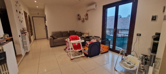 Apartamento de 3 divisões em Venegono Superiore, Italy N.º 233909 29
