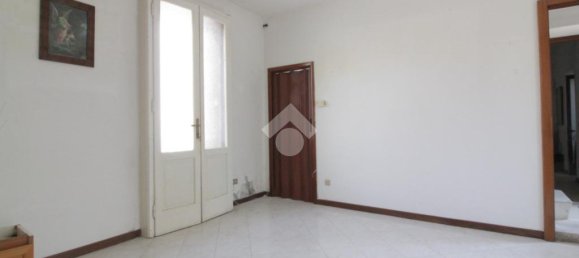 3 bedrooms House in Castiglione d'Adda, Italy No. 305657 2