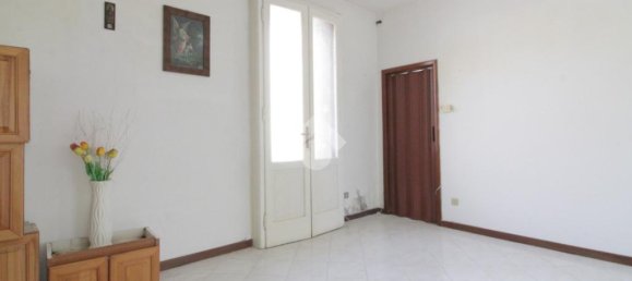 3 bedrooms House in Castiglione d'Adda, Italy No. 305657 4