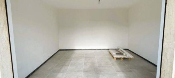 4 rooms Apartment in Vinci, Italy No. 41633 47