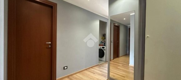4 bedrooms Apartment in Genoa, Italy No. 349414 3