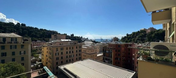 4 bedrooms Apartment in Genoa, Italy No. 349414 2