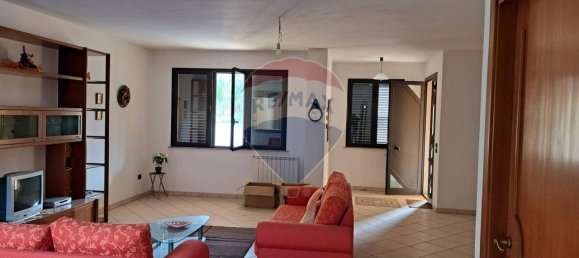 6 rooms House in Canicattini Bagni, Italy No. 113379 5