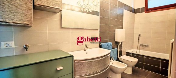 3 Schlafzimmer Wohnung in Rimini, Italy, Nr. 348484 11