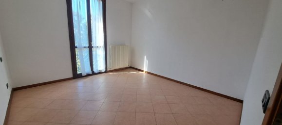 3 غرف نوم شقة في Reggiolo, Italy رقم 358071 32