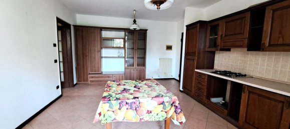 3 غرف نوم شقة في Reggiolo, Italy رقم 358071 20