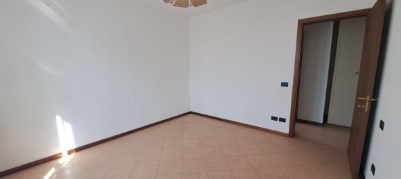 3 غرف نوم شقة في Reggiolo, Italy رقم 358071 30