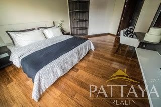 2 bedrooms Condo in Pattaya, Thailand No. 1052