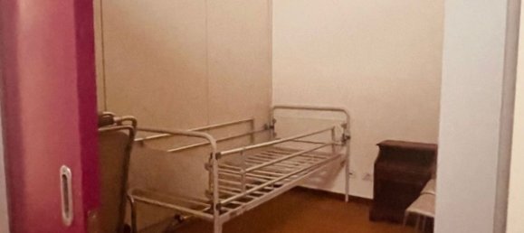 240m² Commercial property in La Spezia, Italy No. 74398 10