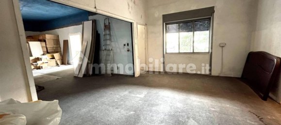 Lagerhaus in Cosenza, Italy 794m², Nr. 81230 11