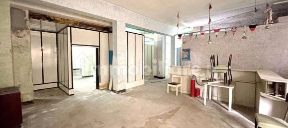 Lagerhaus in Cosenza, Italy 794m², Nr. 81230 2