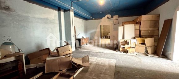 Lagerhaus in Cosenza, Italy 794m², Nr. 81230 12