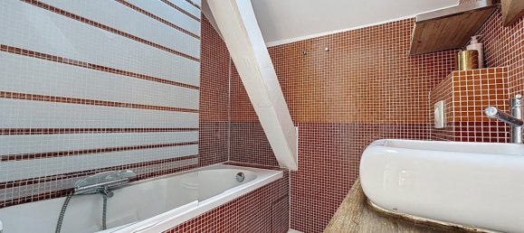 Casa T5 em Divonne-les-Bains, France N.º 351712 11