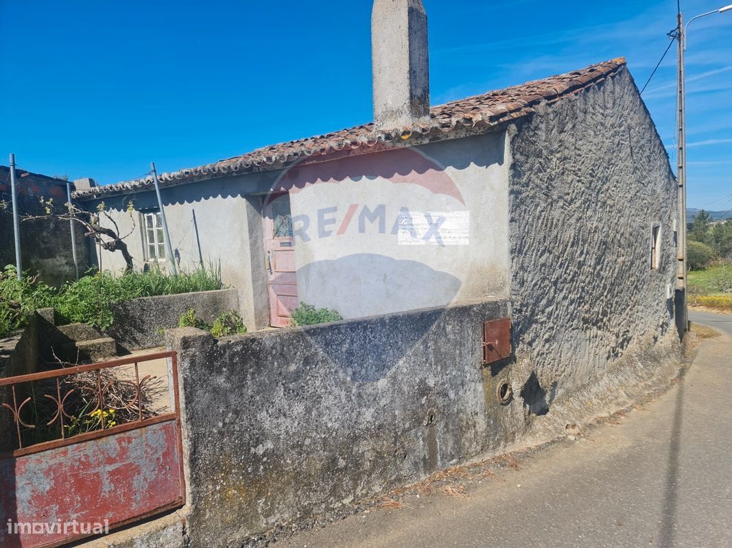 2 bedrooms House in Envendos, Portugal No. 27775