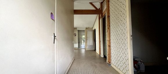 2 bedrooms House in Tours, France No. 75648 6