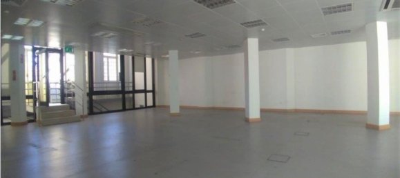 9 bedrooms Building in Vila Real, Portugal No. 70786 2