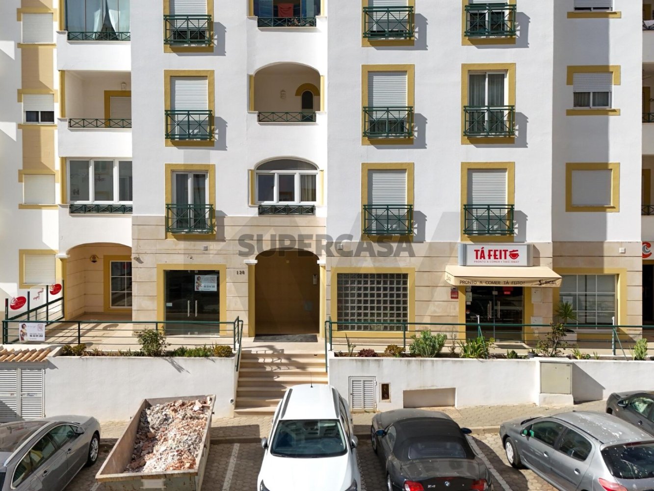 131m² Commercial property in Lagos, Portugal No. 245021
