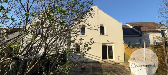 4 bedrooms House in Troyes, France No. 73951 3