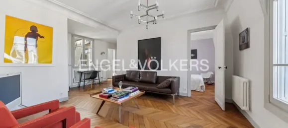 2 bedrooms Apartment in Paris, France No. 363204 3