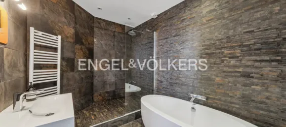 2 bedrooms Apartment in Paris, France No. 363204 7