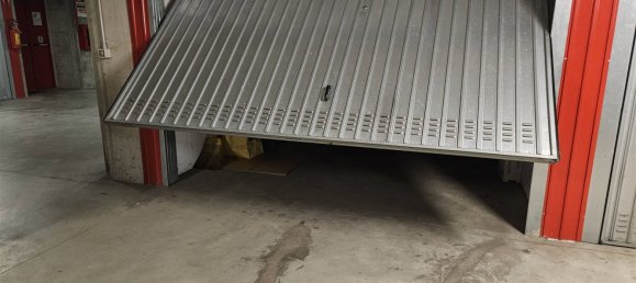 1 room Garage in Milan, Italy No. 239640 12