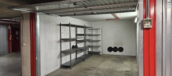 1 room Garage in Milan, Italy No. 239640 7