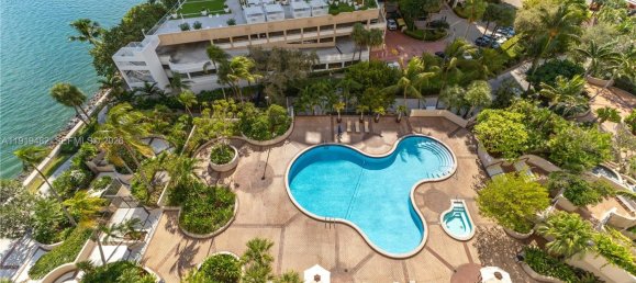 2 dormitorios propiedad comercial en venta en Miami, Miami-Dade, Florida, USA № 614541 16
