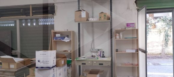 Imóvel comercial de 2 divisões em Bari, Italy N.º 17343 13