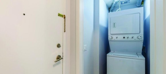 شقة 2 غرف نوم  في Brampton, Canada رقم 832 7