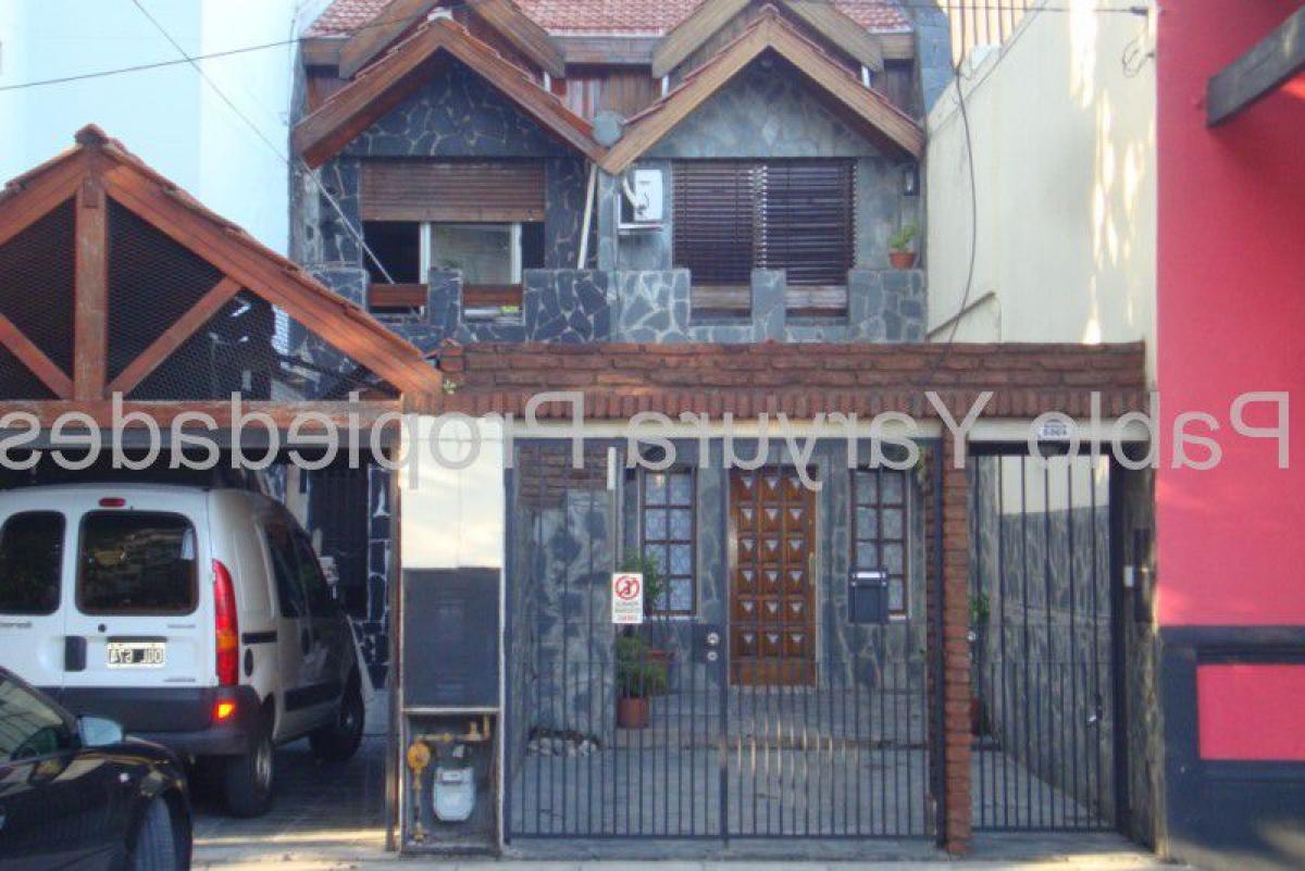 3 bedrooms Apartment in Tres de Febrero, Argentina No. 8566