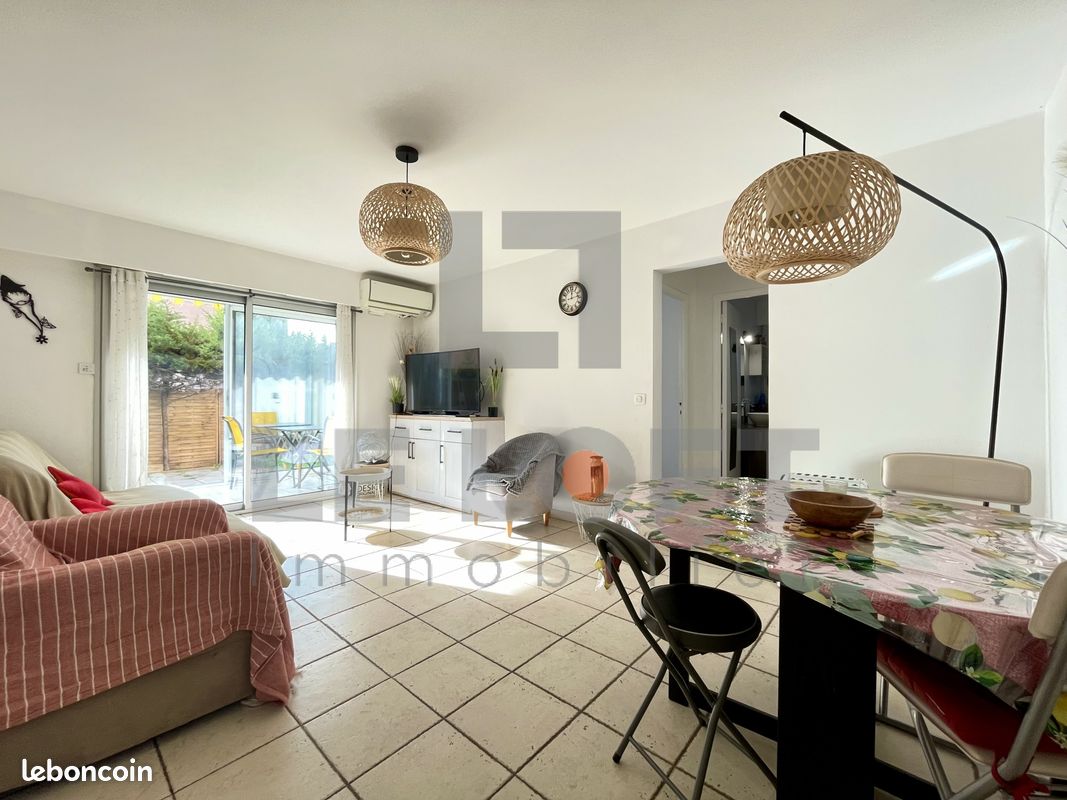 1 غرف نوم شقة في Frejus, France رقم 339855