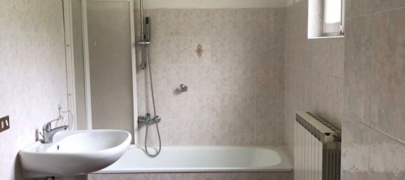 Apartamento de 3 divisões em Luino, Italy N.º 184845 7