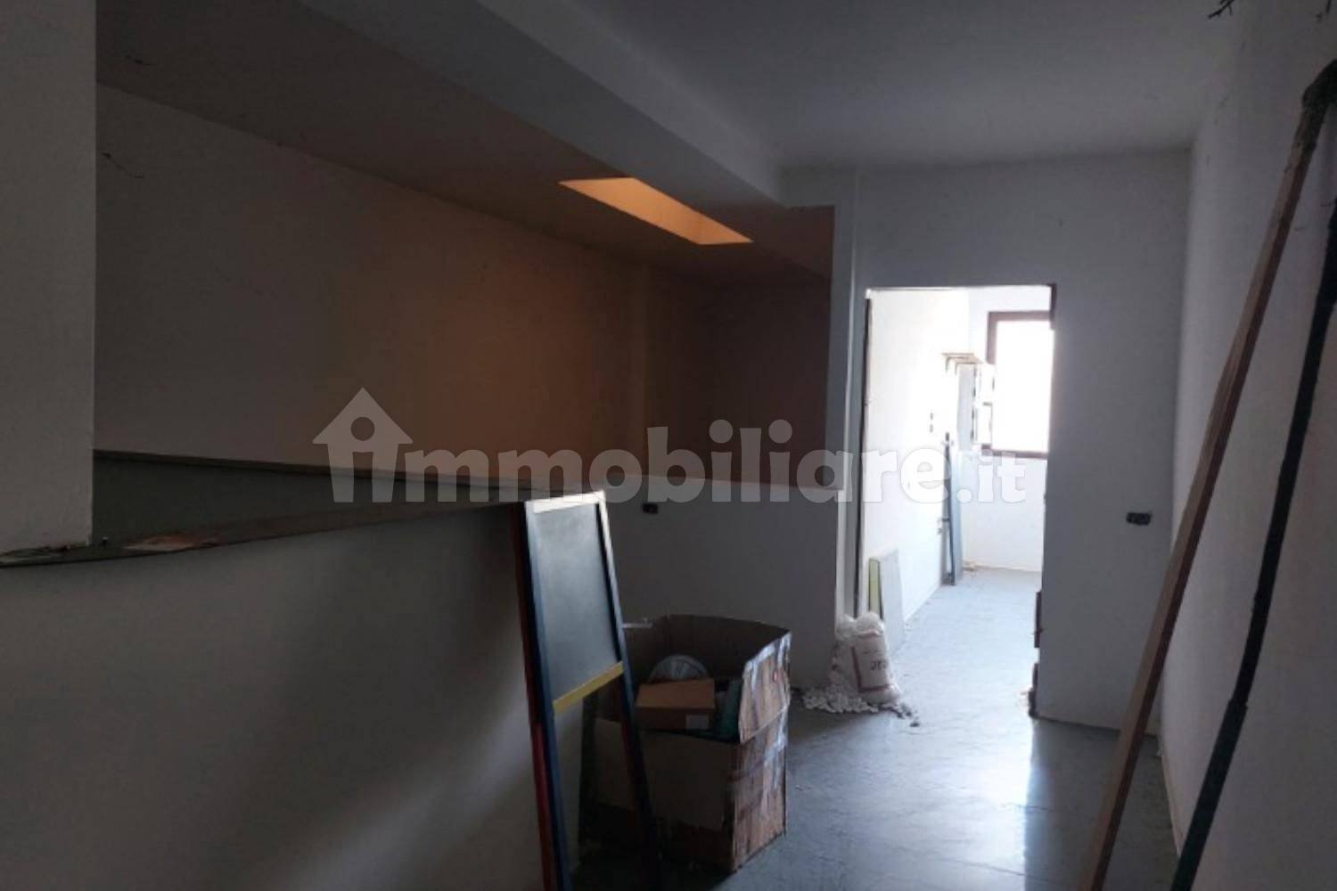 230m² Office in Monteriggioni, Italy No. 325714