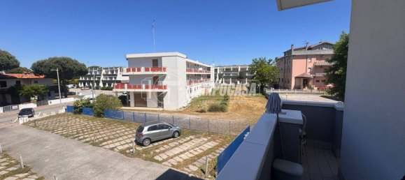 2 bedrooms Apartment in Comacchio, Italy No. 311373 4
