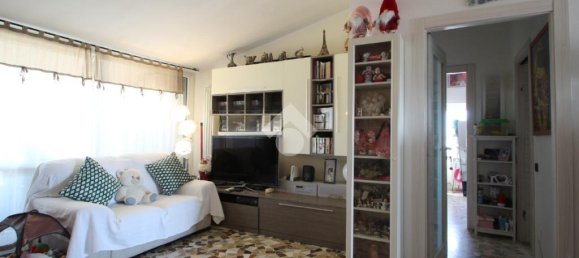 2 bedrooms Apartment in Garbagnate Milanese, Italy No. 324770 4
